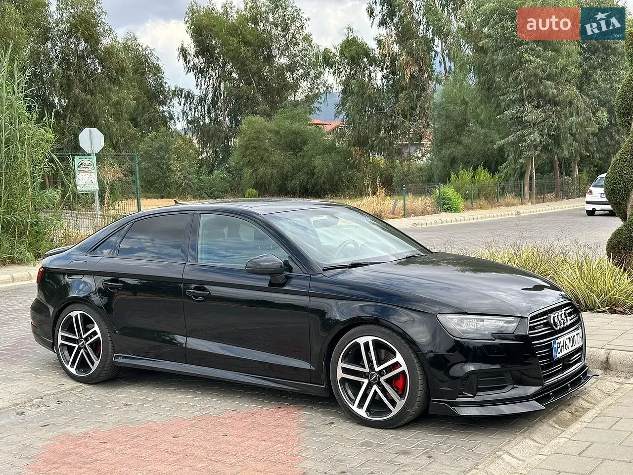 Audi A3 2016 photo 2