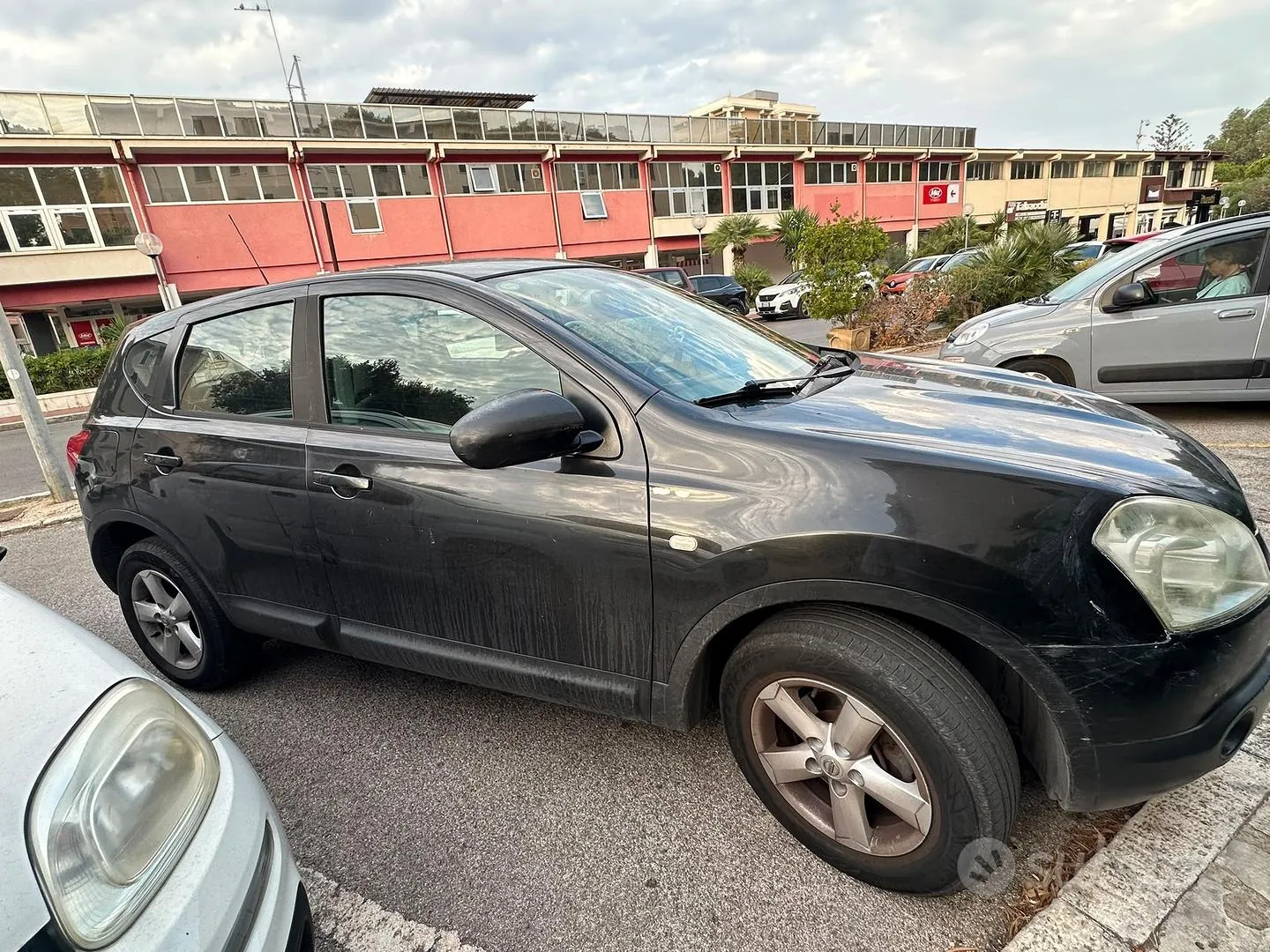 Nissan Qashqai 2008 photo 4