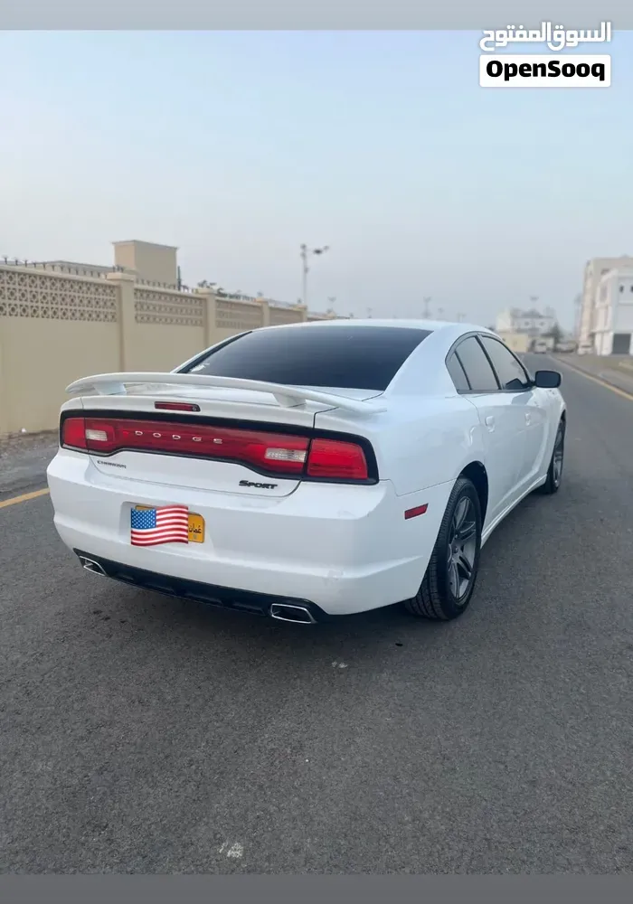 Dodge Charger 2011 photo 4