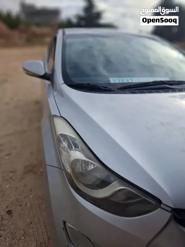 Hyundai Elantra 2012 photo 4