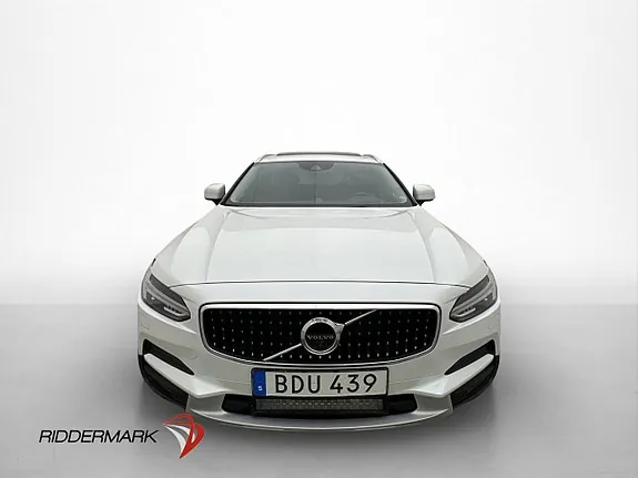 Volvo V90 Cross Country 2018 photo 2