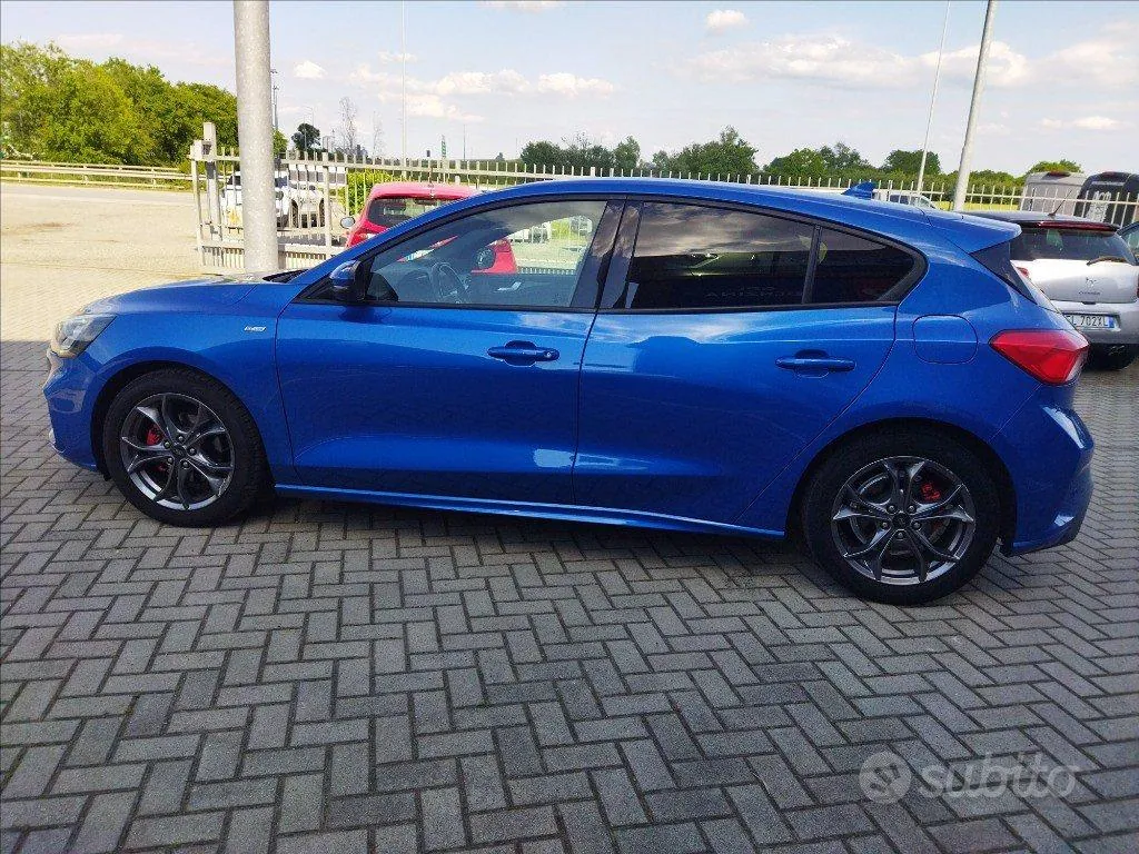 Ford Focus 2022 photo 4