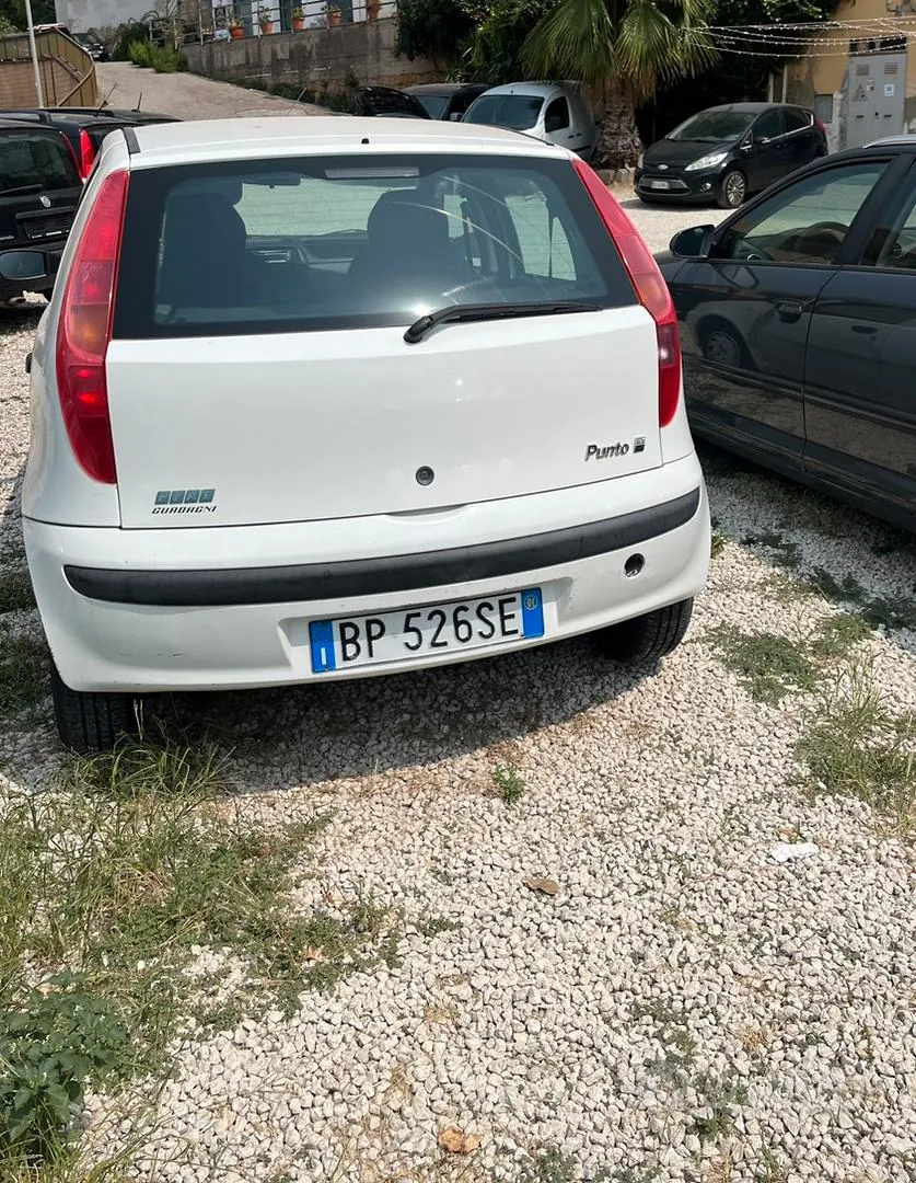 Fiat Punto 2001 photo 3