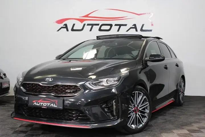 Kia Proceed