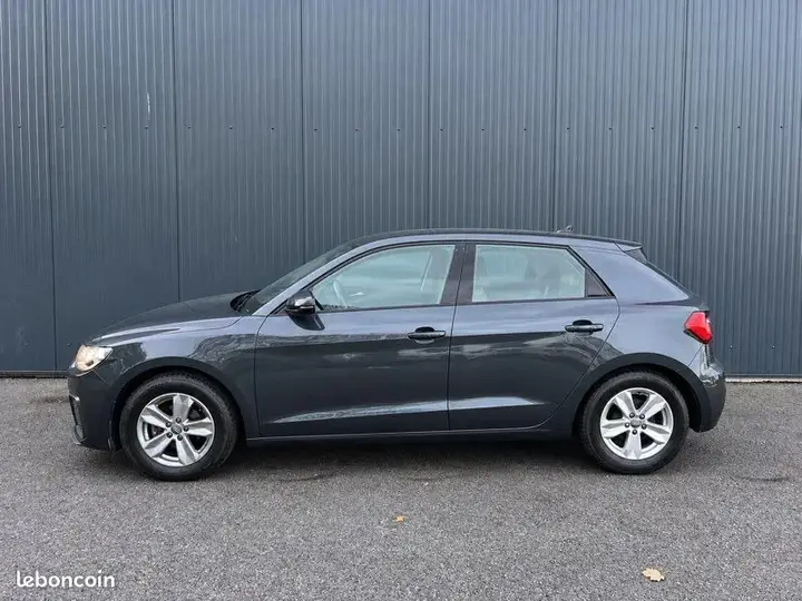 Audi A1 2019 photo 2