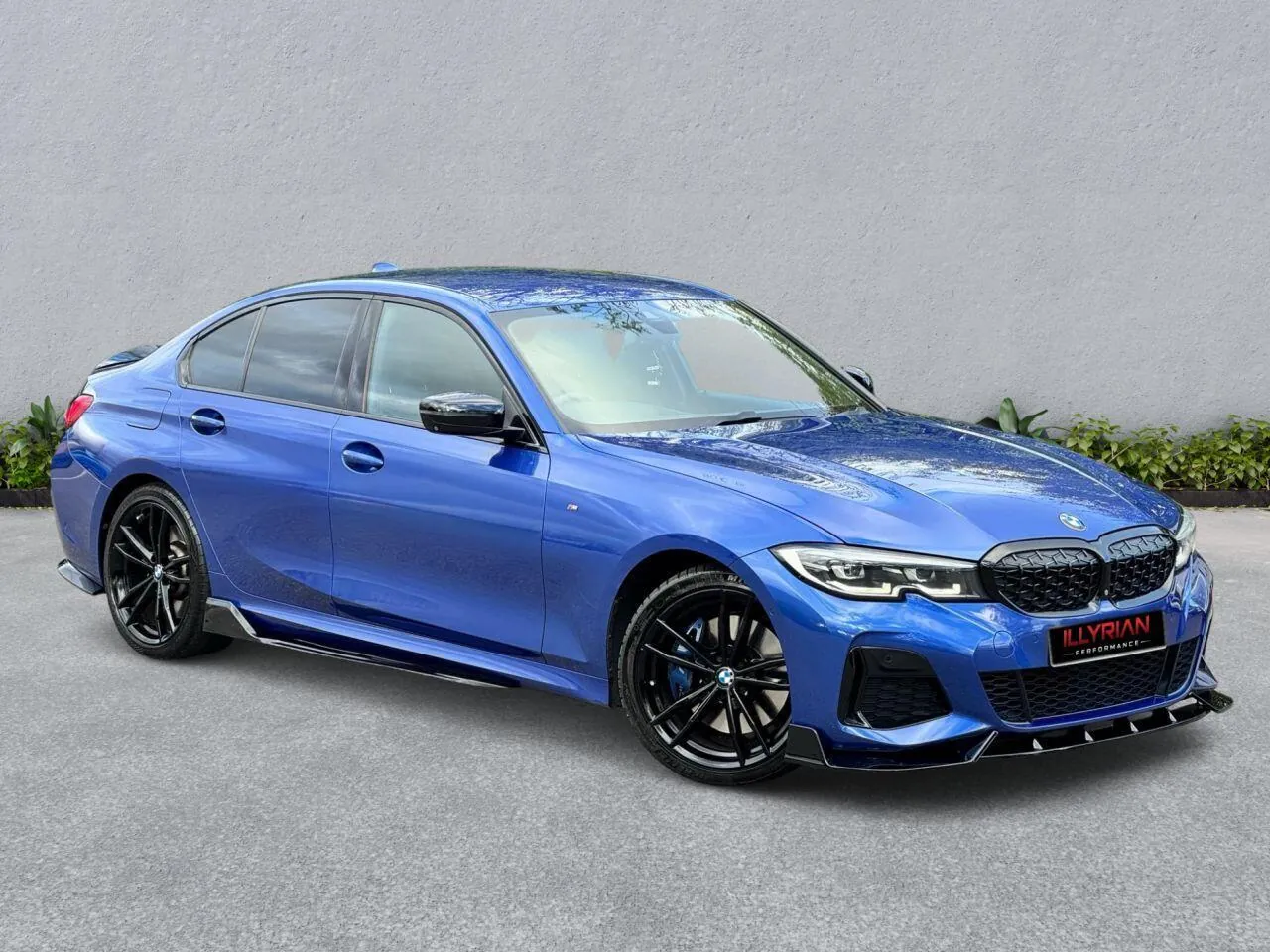 BMW 3 Series 2019 photo 5