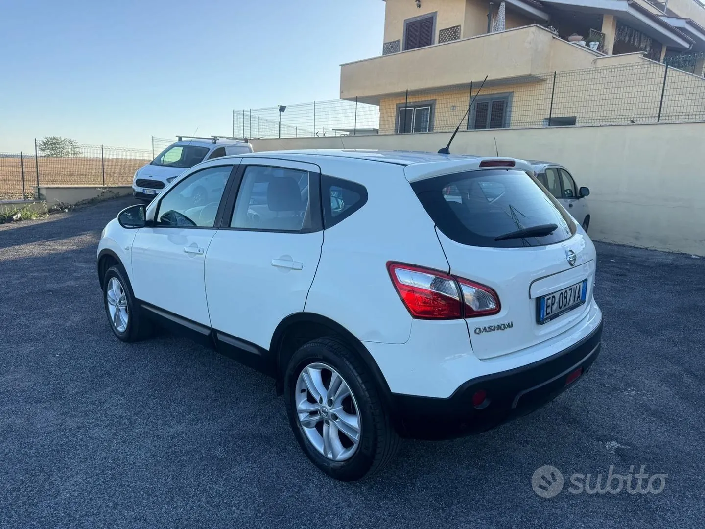 Nissan Qashqai 2013 photo 4