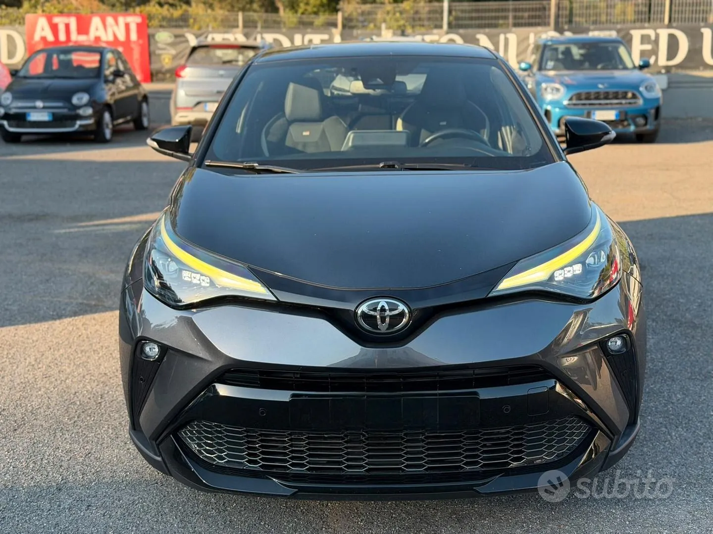 Toyota C-Hr 2022 photo 2