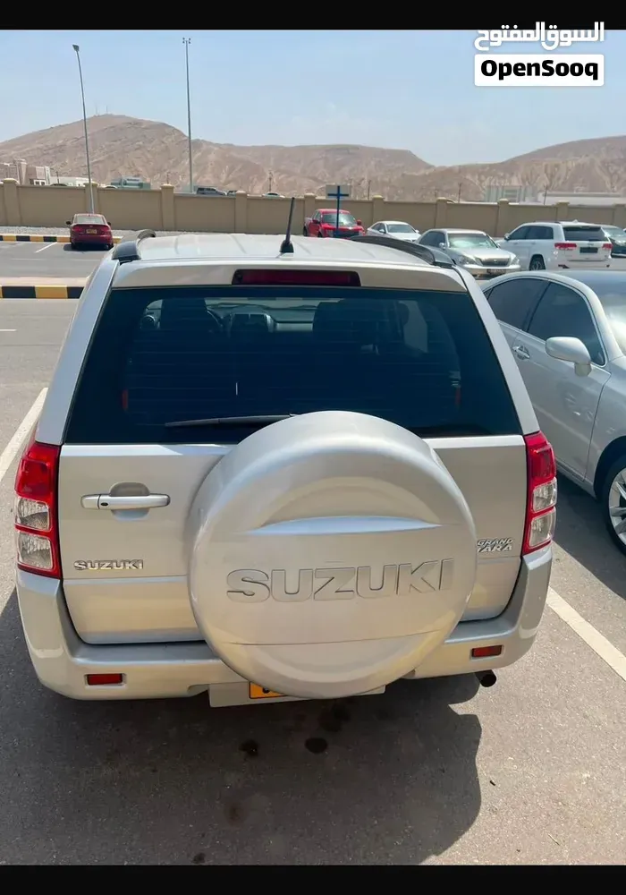 Suzuki Grand Vitara 2013 photo 2