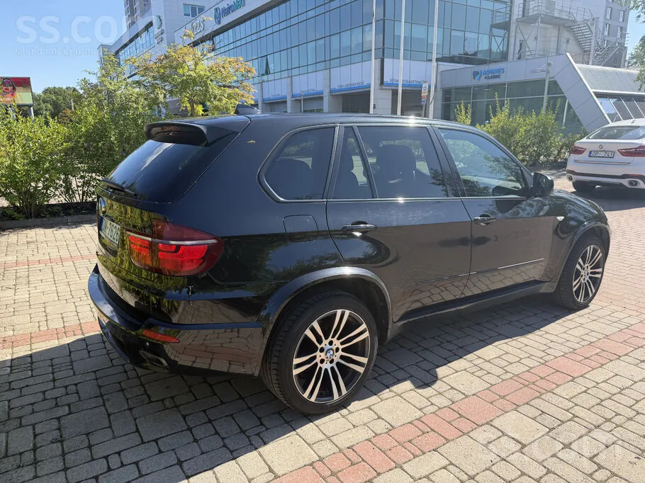 BMW X5 2012 photo 5