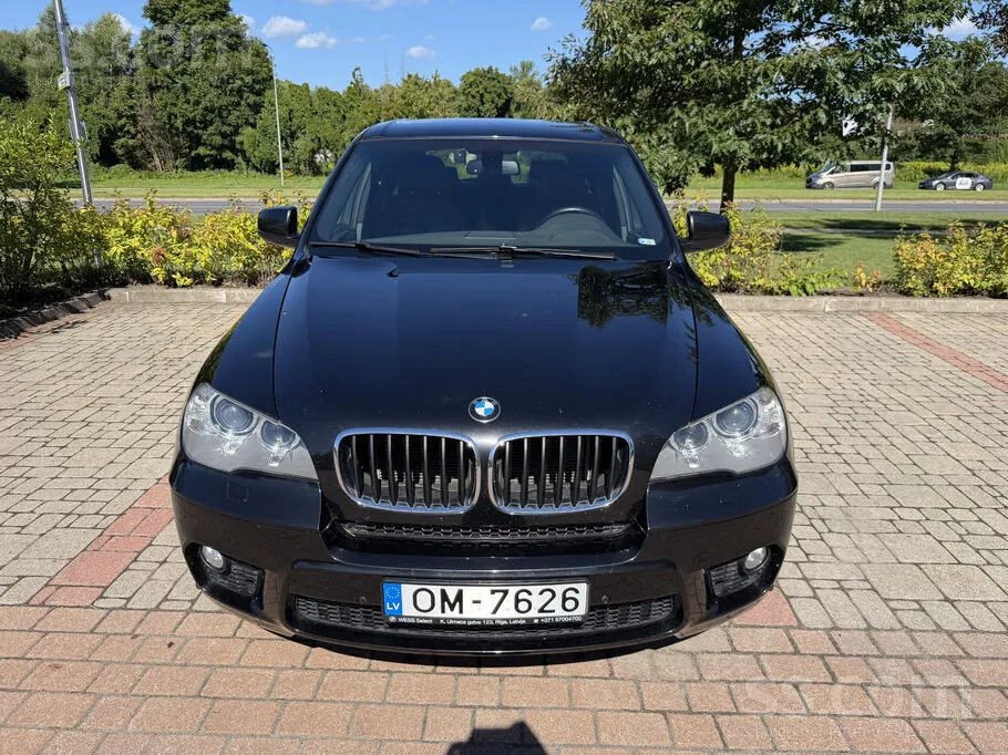 BMW X5 2012 photo 2