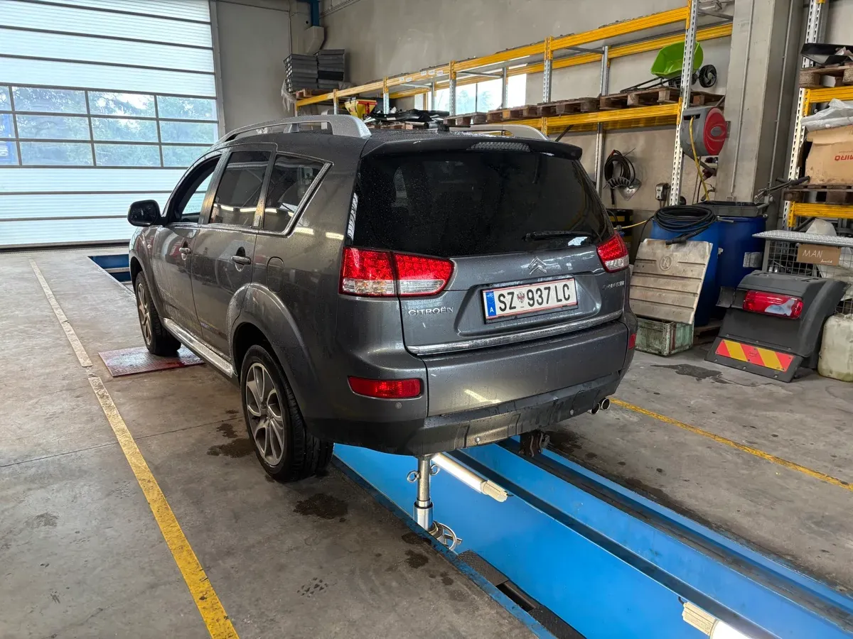 Citroen C-Crosser