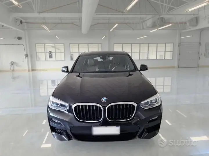 BMW X4 2021 photo 2
