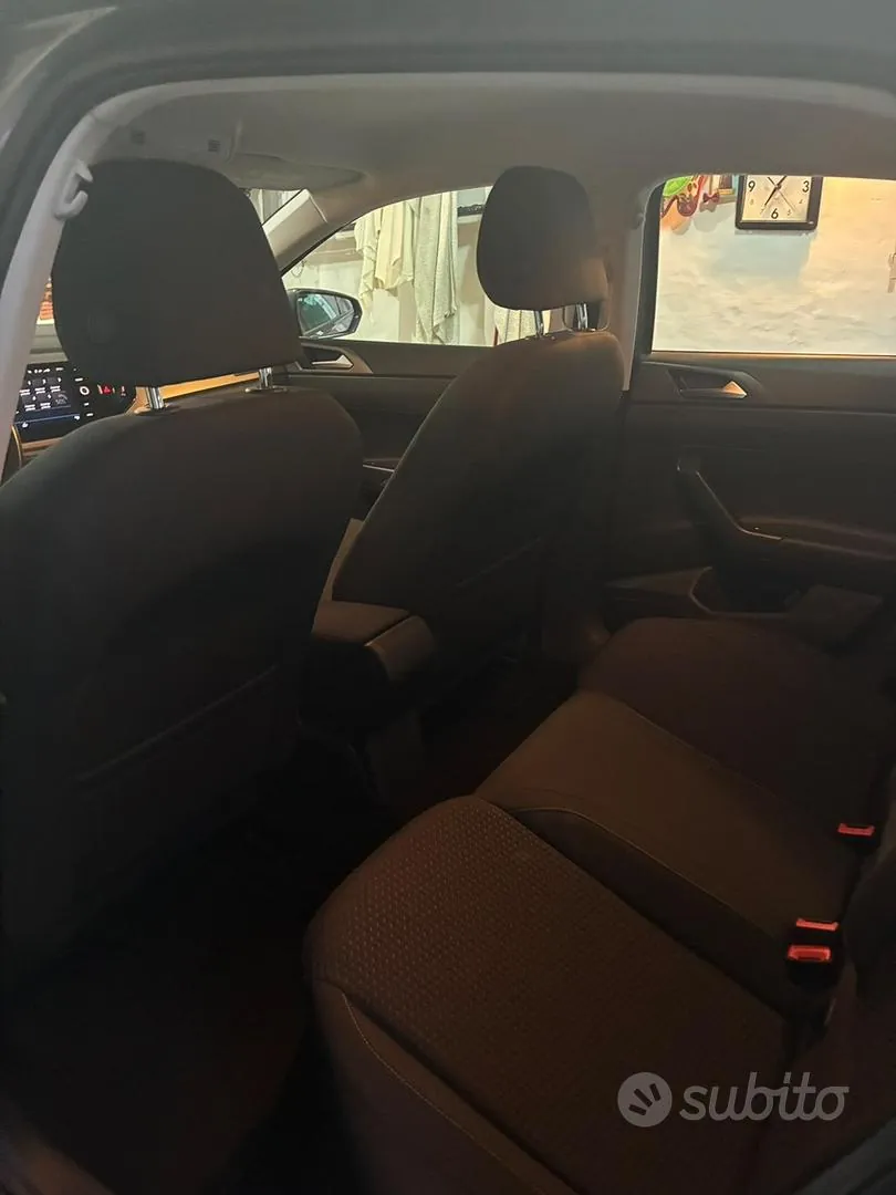 Volkswagen Polo 2018 photo 2