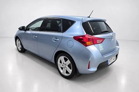Toyota Auris 2014 photo 4