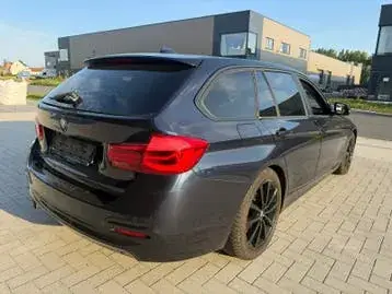 BMW 320 2015 photo 3