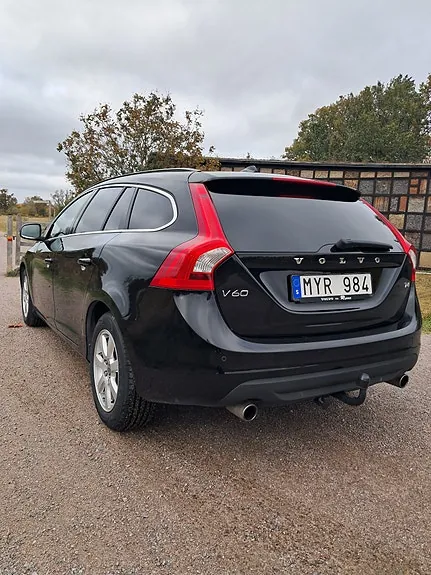 Volvo V60 2013 photo 4