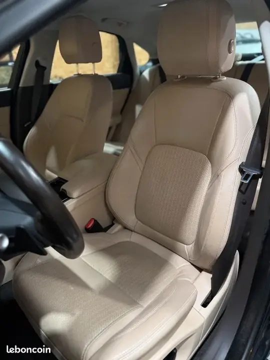 Jaguar Xf 2018 photo 5