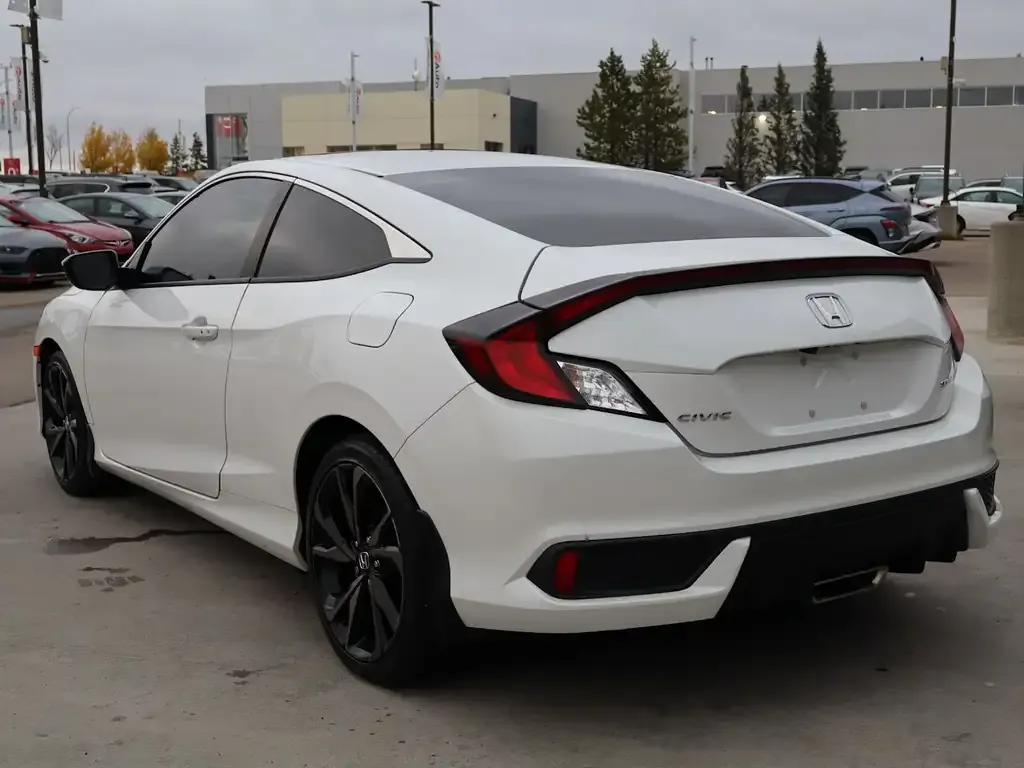 Honda Civic 2019 photo 4