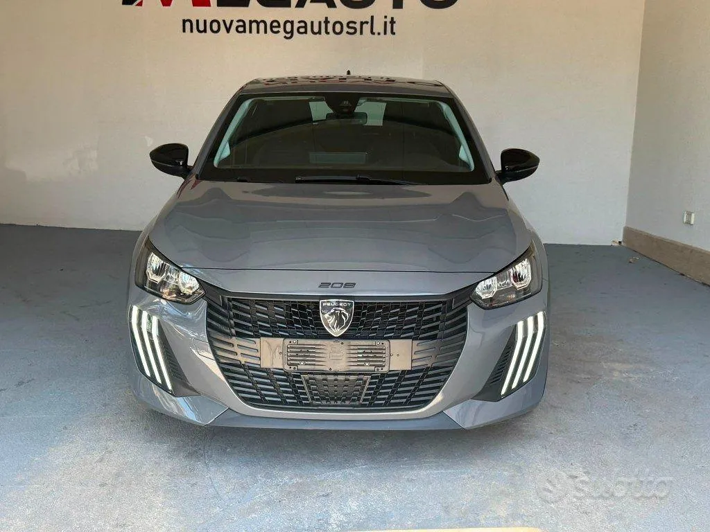 Peugeot 208 2024 photo 3