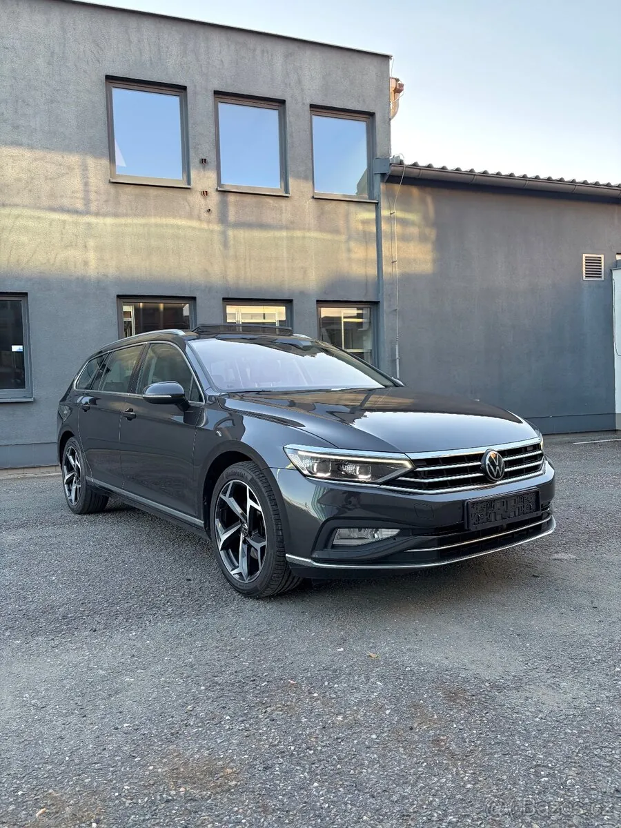 Volkswagen Passat 2022 photo 4