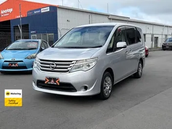 Nissan Serena 2014 photo 4