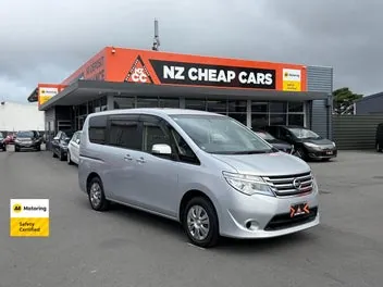 Nissan Serena 2014 photo 2