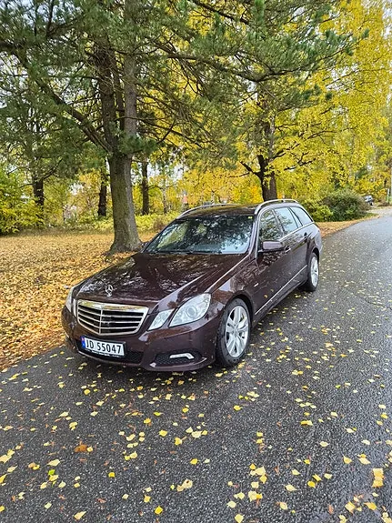 Mercedes-Benz E220 D 2010 photo 4