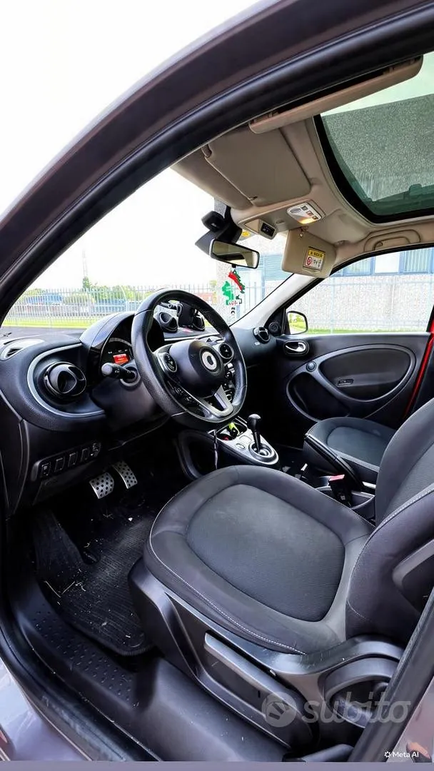 Smart Forfour 2017 photo 5