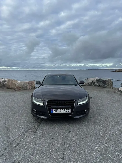 Audi A5 2010 photo 3