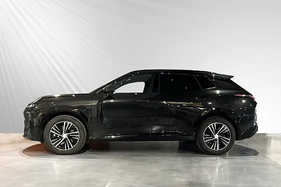 Lynk & Co 08 2025 photo 2