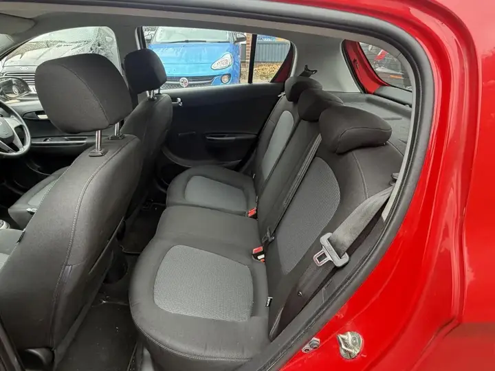 Hyundai I20 2012 photo 4