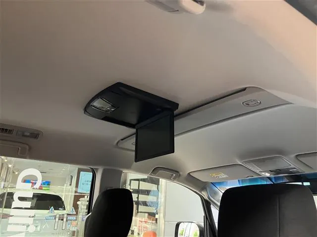 Mitsubishi Delica D:5 2021 photo 3