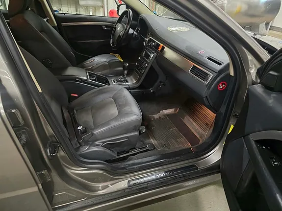 Volvo V70 2008 photo 3