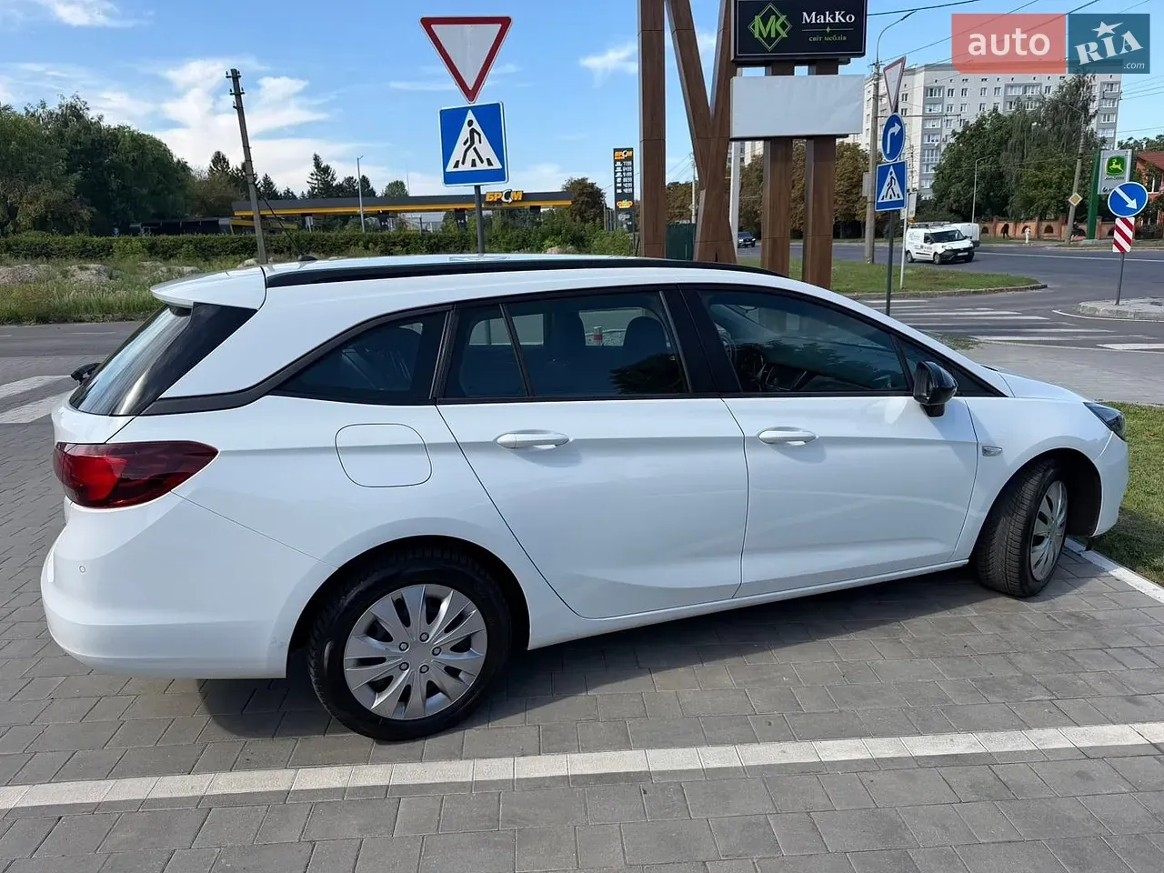 Opel Astra 2021 photo 4