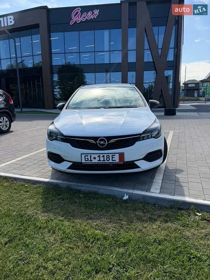 Opel Astra 2021 photo 3