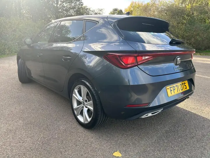 Seat Leon 2022 photo 3