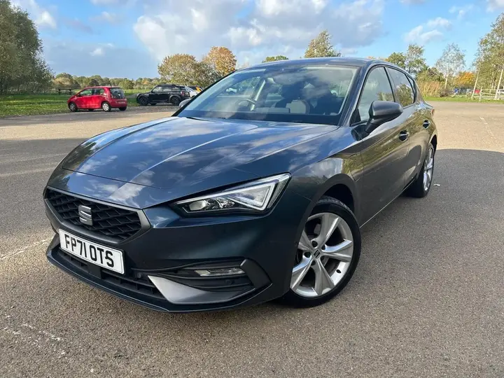 Seat Leon 2022 photo 2