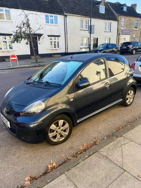 Toyota Aygo 2011 photo 3
