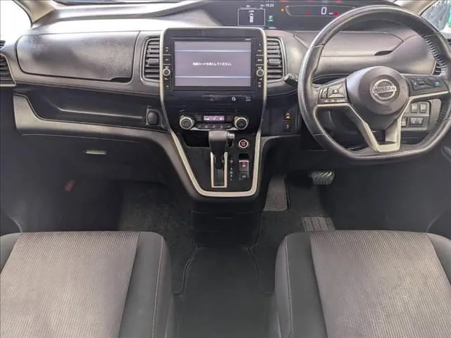 Nissan Serenade 2018 photo 3