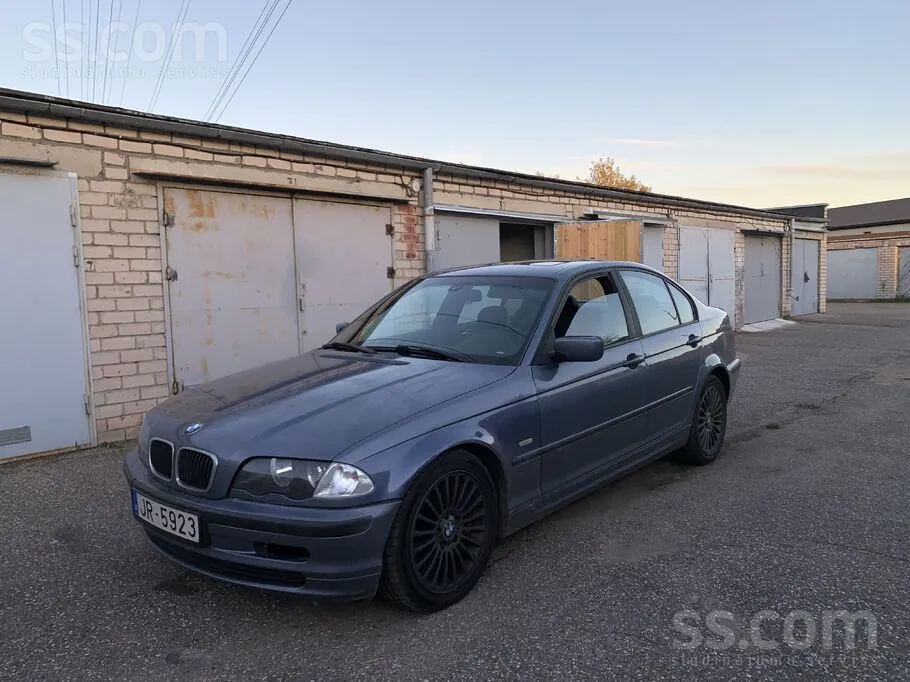 BMW 330 2001 photo 2