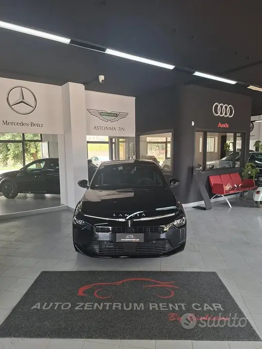 Lancia Ypsilon