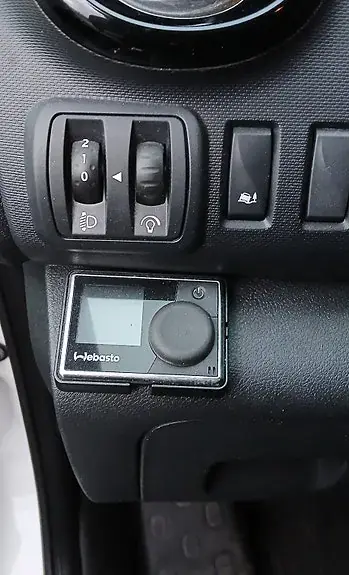 Nissan Nv300 2021 photo 3