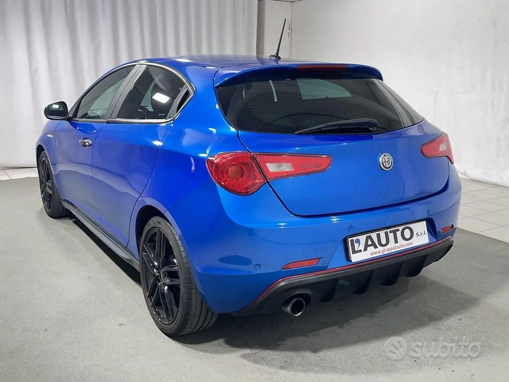 Alfa Romeo Giulietta 2018 photo 3