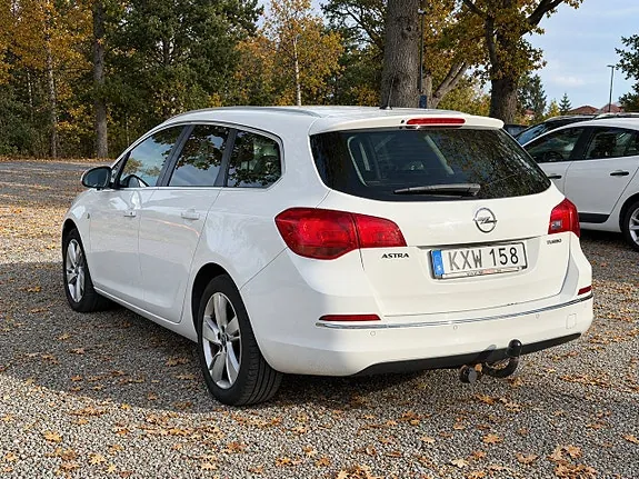Opel Astra 2015 photo 4