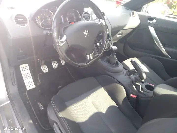 Peugeot Rcz 2010 photo 4