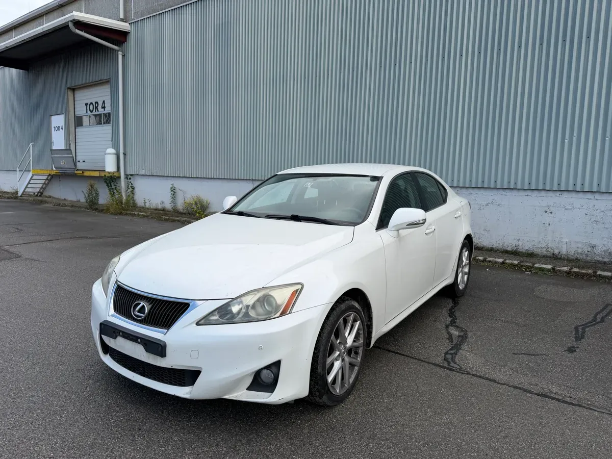 Lexus Is