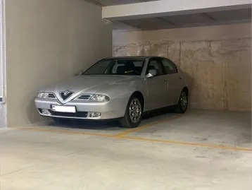 Alfa Romeo 166