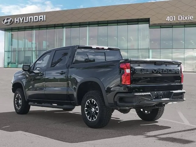 Chevrolet Silverado 1500 2023 photo 3