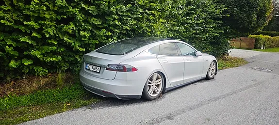 Tesla Model S 2014 photo 3
